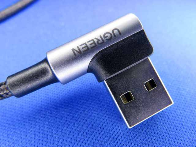ペンタブで使うUGREEN USB Type-C L字 ケーブル 0.5mを購入する