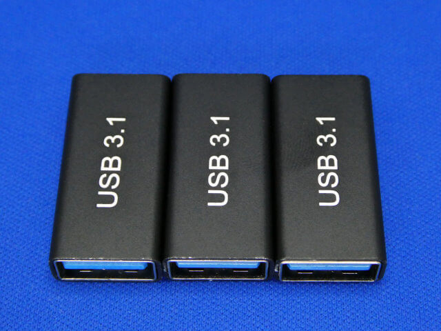 USB-C メス to USB-A メス 変換アダプタでキーボードを切替える