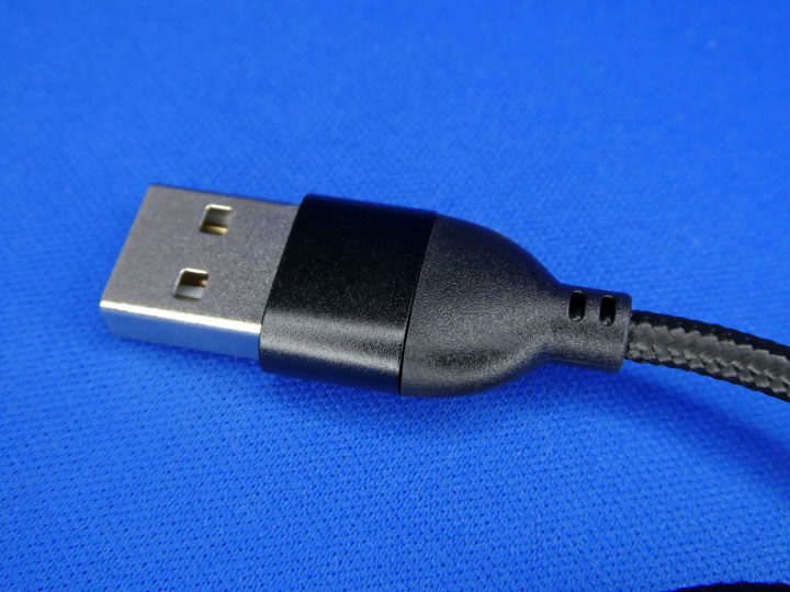 USB Type-Cケーブル 180度回転を導入する