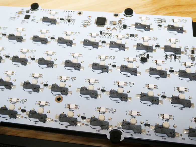 【PRレビュー】EPOMAKER Galaxy65 メカニカルキーボード