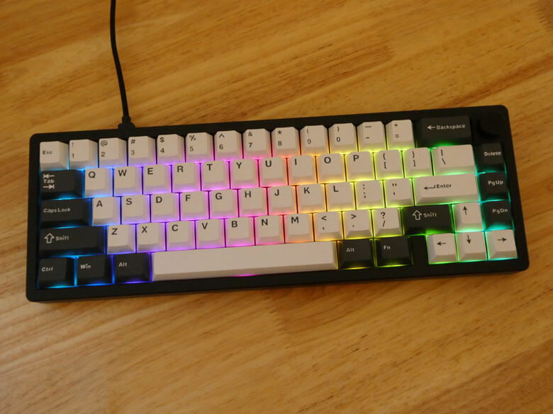 【PRレビュー】EPOMAKER Galaxy65 メカニカルキーボード