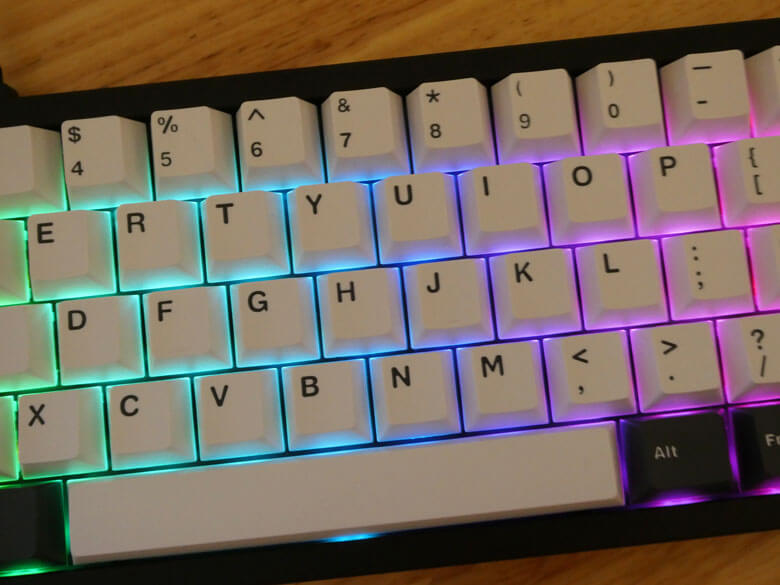 【PRレビュー】EPOMAKER Galaxy65 メカニカルキーボード