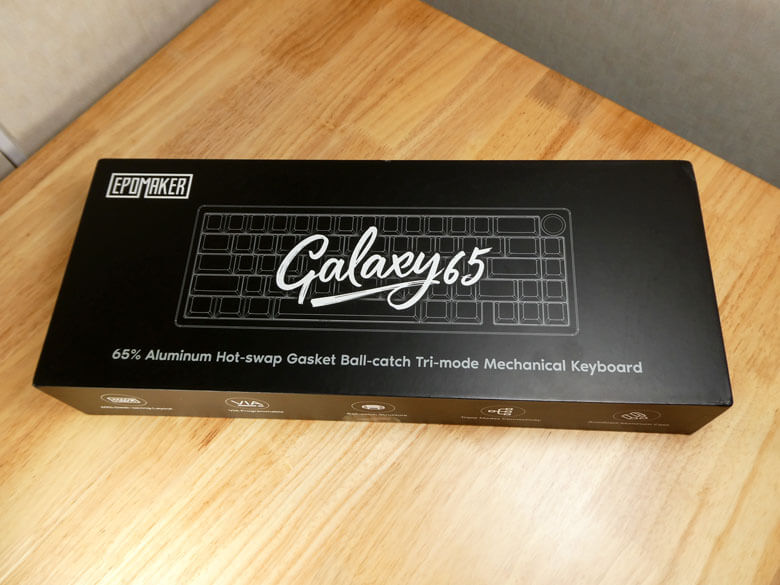 【PRレビュー】EPOMAKER Galaxy65 メカニカルキーボード