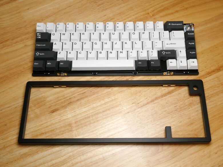 【PRレビュー】EPOMAKER Galaxy65 メカニカルキーボード