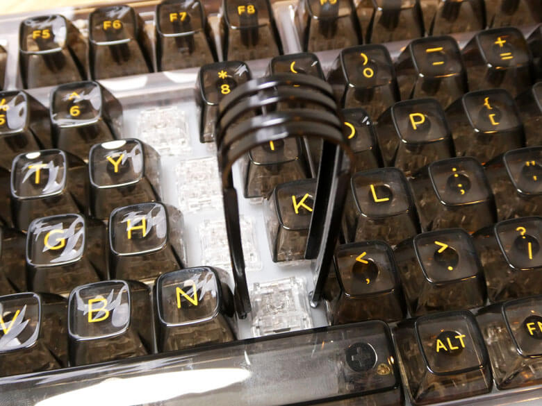 【PRレビュー】KiiBOOM Phantom 98 メカニカルキーボード