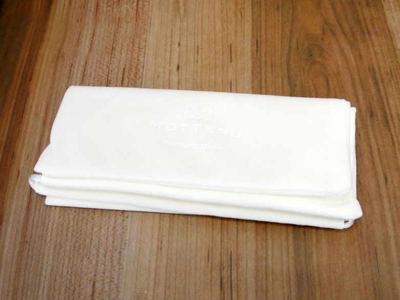 【PRレビュー】MOTTERU モバイルバッテリー MOT-MB25001