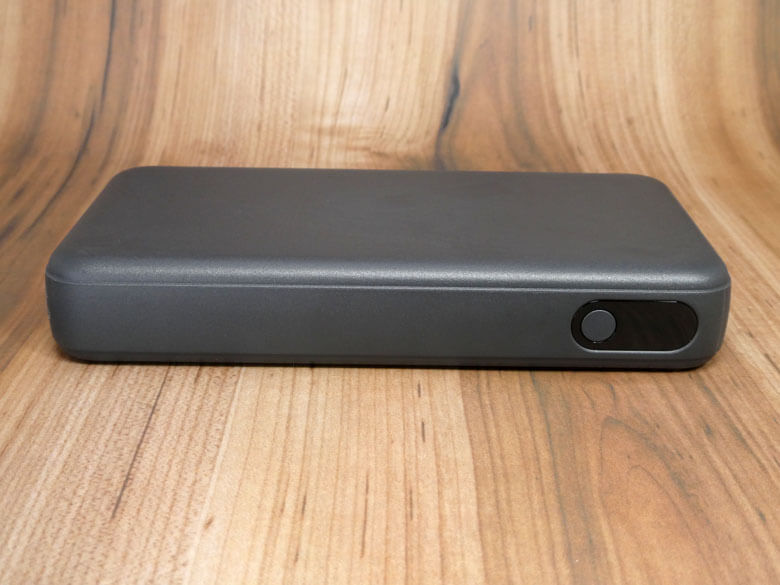 【PRレビュー】MOTTERU モバイルバッテリー MOT-MB25001