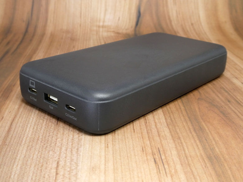 【PRレビュー】MOTTERU モバイルバッテリー MOT-MB25001