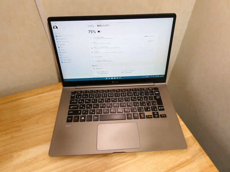 【PRレビュー】MOTTERU モバイルバッテリー MOT-MB25001