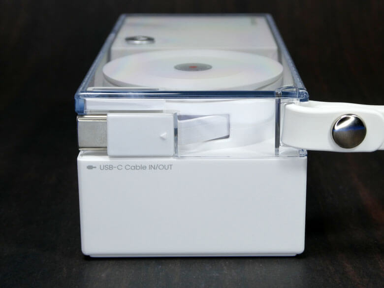 【PRレビュー】SHARGE 格納式 3-in-1 モバイルバッテリー