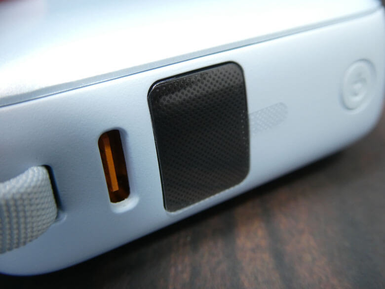 【PRレビュー】VINKO 小型モバイルバッテリー 10000mAh