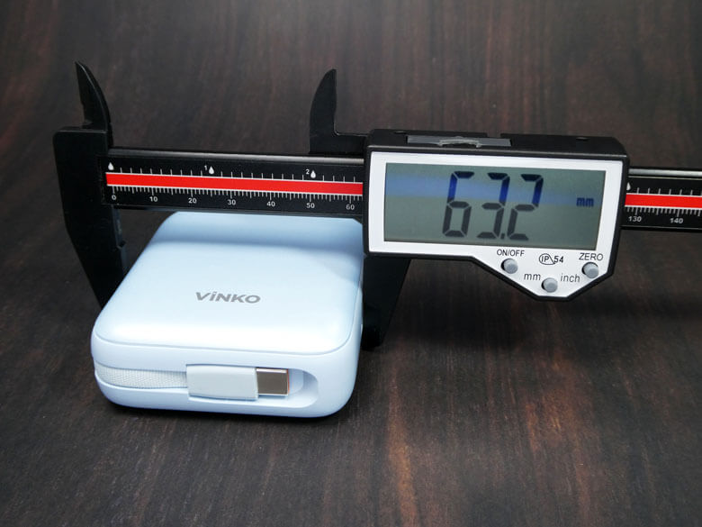 【PRレビュー】VINKO 小型モバイルバッテリー 10000mAh