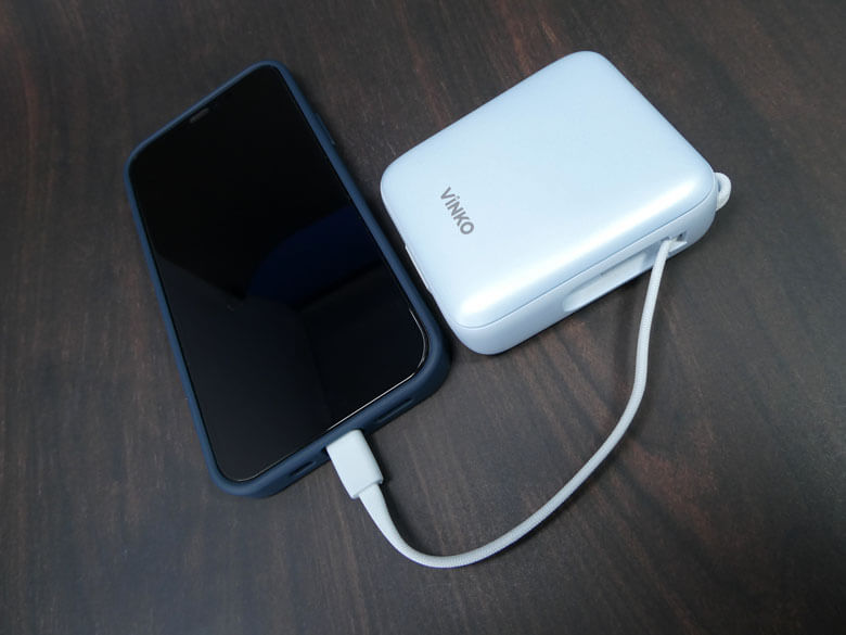 【PRレビュー】VINKO 小型モバイルバッテリー 10000mAh