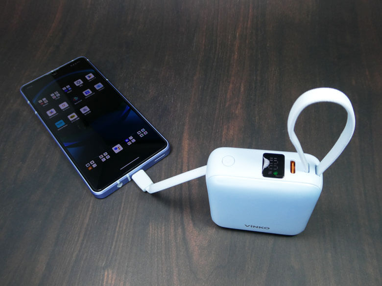【PRレビュー】VINKO 小型モバイルバッテリー 10000mAh