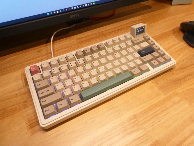 【PRレビュー】EPOMAKER RT82 メカニカルキーボード