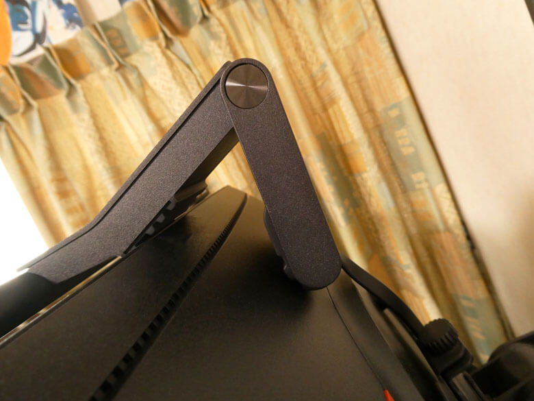 【PRレビュー】BenQ ScreenBar Pro モニターライト