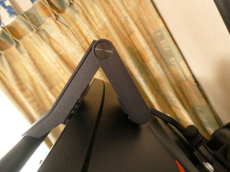 【PRレビュー】BenQ ScreenBar Pro モニターライト