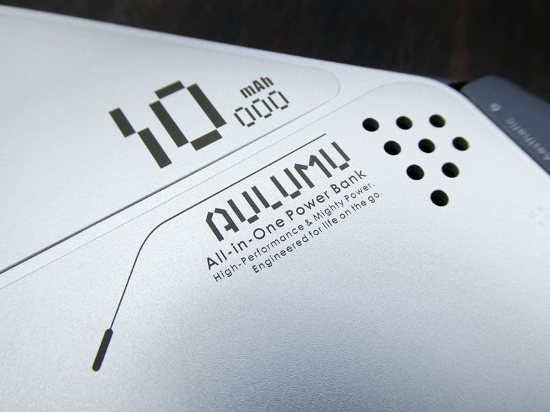 【PRレビュー】AULUMU M10 3in1 モバイルバッテリー