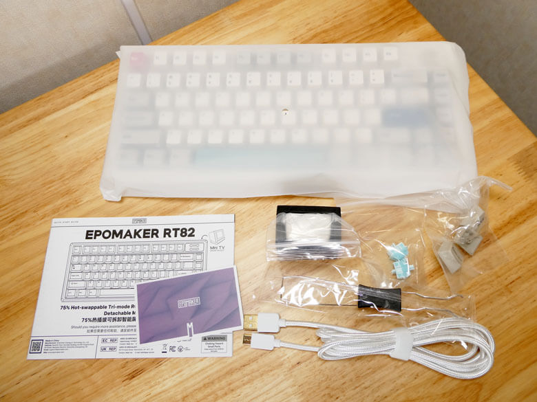 【PRレビュー】EPOMAKER RT82 メカニカルキーボード