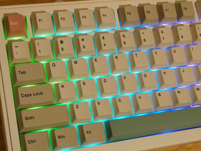 【PRレビュー】EPOMAKER RT82 メカニカルキーボード