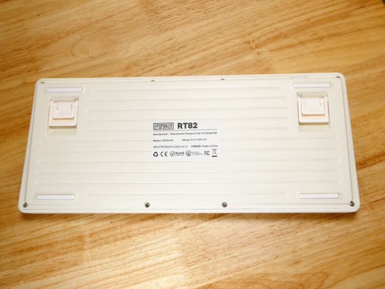 【PRレビュー】EPOMAKER RT82 メカニカルキーボード