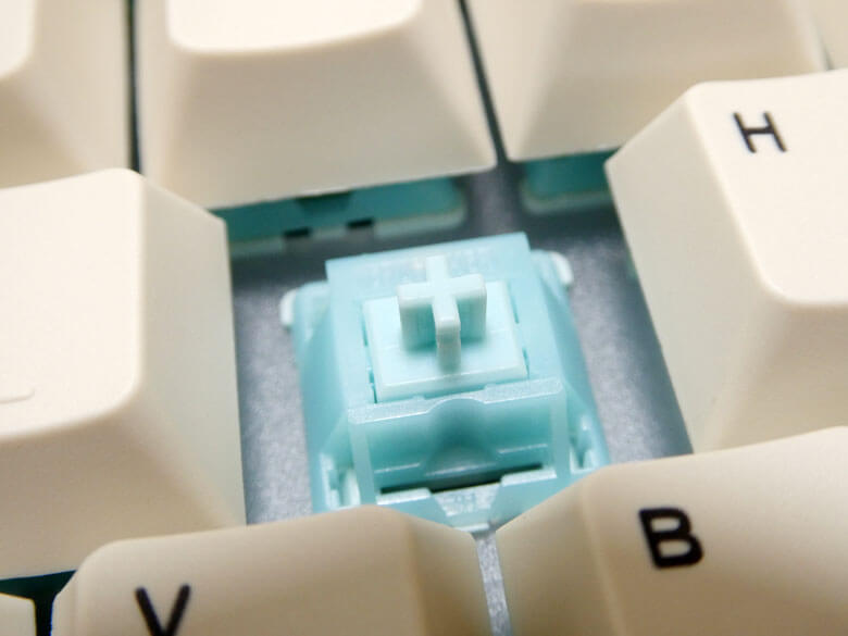 【PRレビュー】EPOMAKER RT82 メカニカルキーボード