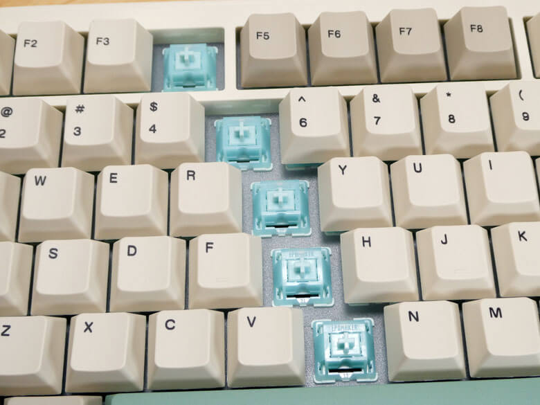 【PRレビュー】EPOMAKER RT82 メカニカルキーボード