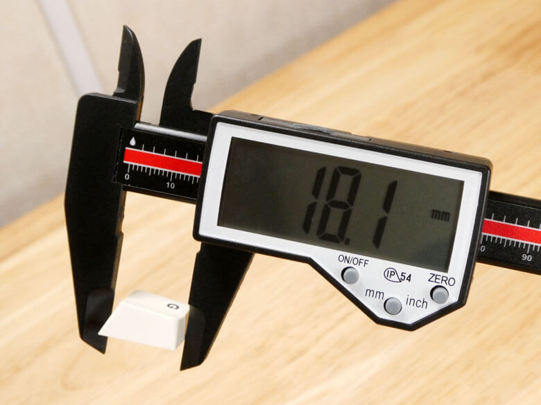 【PRレビュー】EPOMAKER RT82 メカニカルキーボード