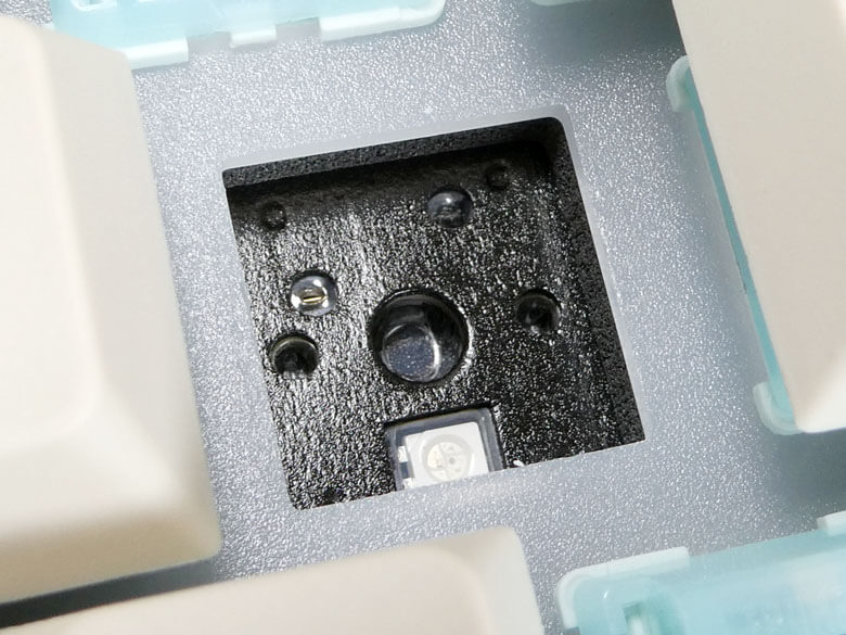 【PRレビュー】EPOMAKER RT82 メカニカルキーボード