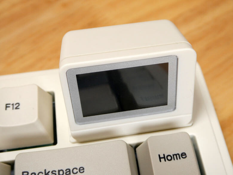 【PRレビュー】EPOMAKER RT82 メカニカルキーボード