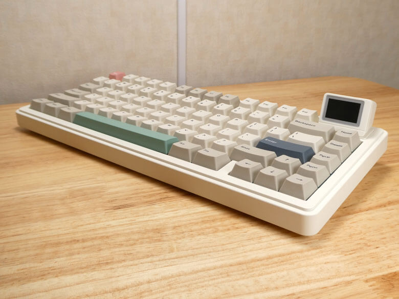 【PRレビュー】EPOMAKER RT82 メカニカルキーボード