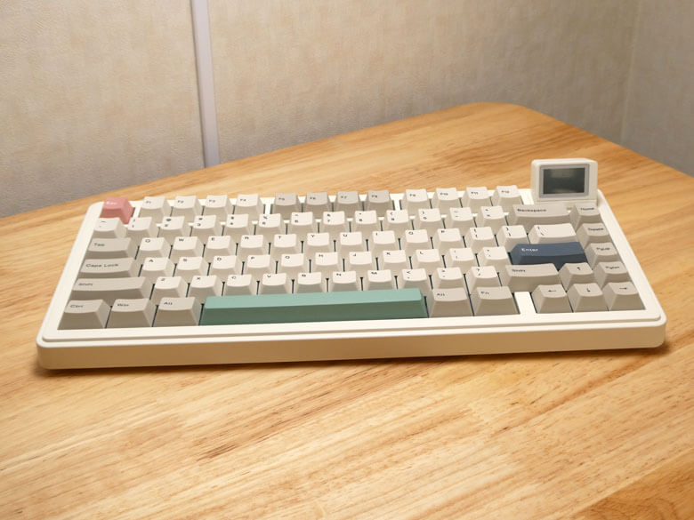 【PRレビュー】EPOMAKER RT82 メカニカルキーボード