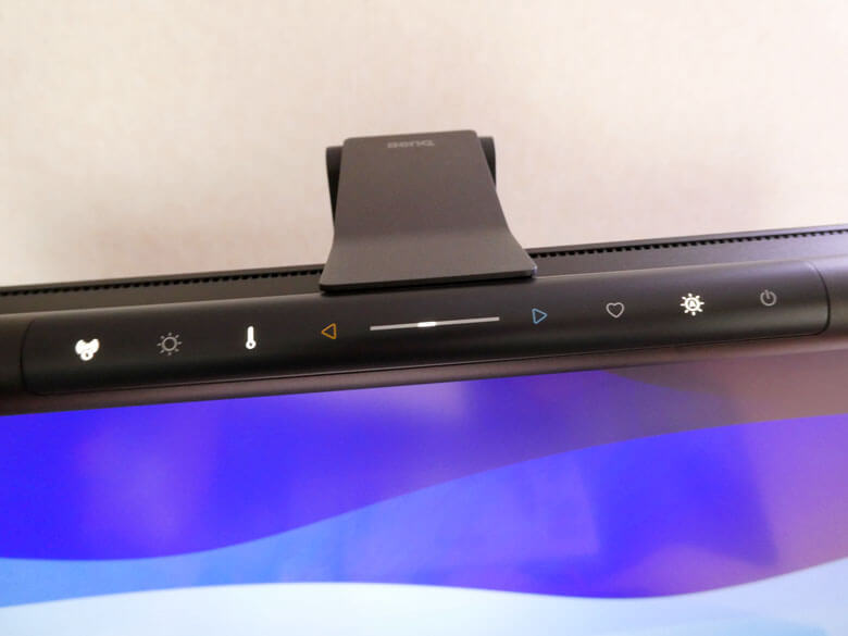 【PRレビュー】BenQ ScreenBar Pro モニターライト
