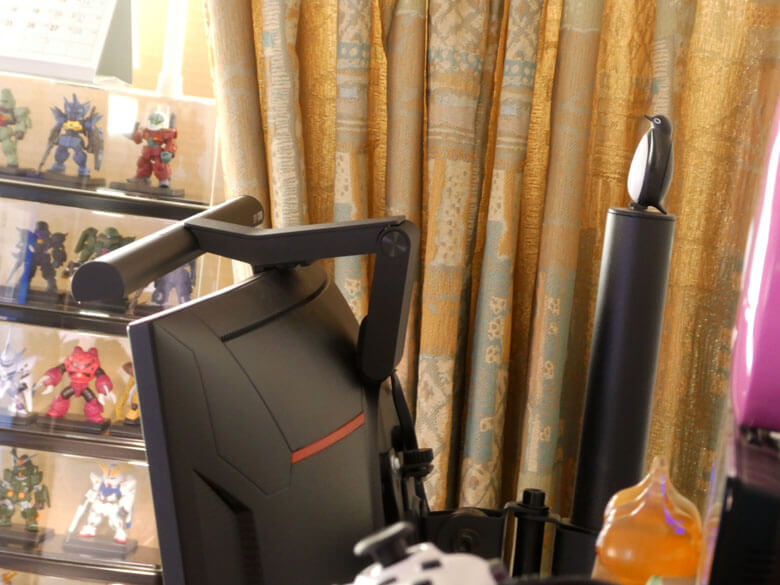 【PRレビュー】BenQ ScreenBar Pro モニターライト