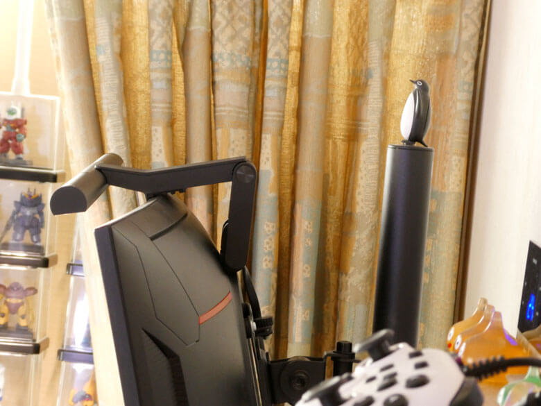 【PRレビュー】BenQ ScreenBar Pro モニターライト