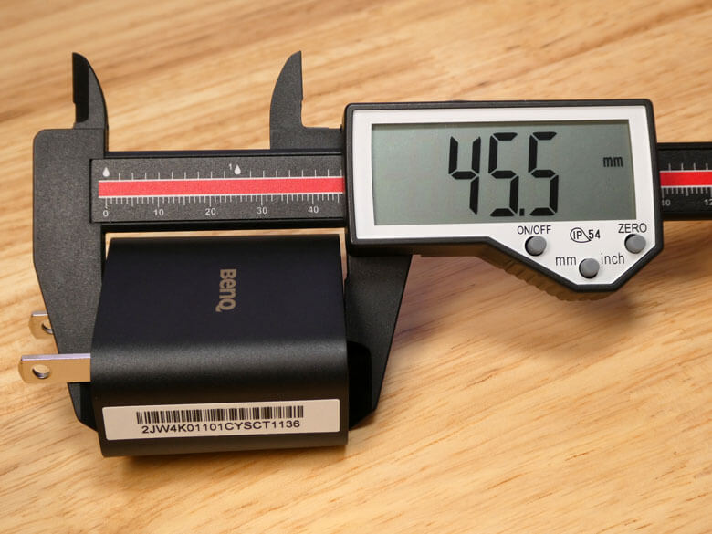 【PRレビュー】BenQ ScreenBar Pro モニターライト