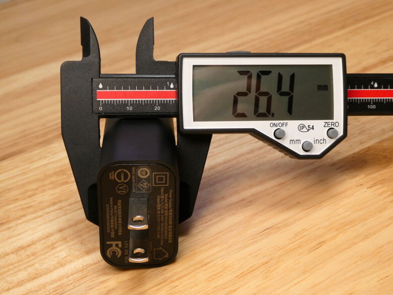 【PRレビュー】BenQ ScreenBar Pro モニターライト