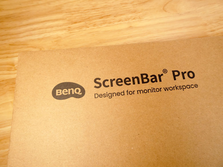 【PRレビュー】BenQ ScreenBar Pro モニターライト