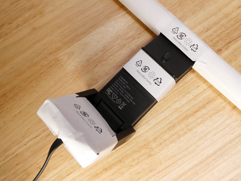 【PRレビュー】BenQ ScreenBar Pro モニターライト