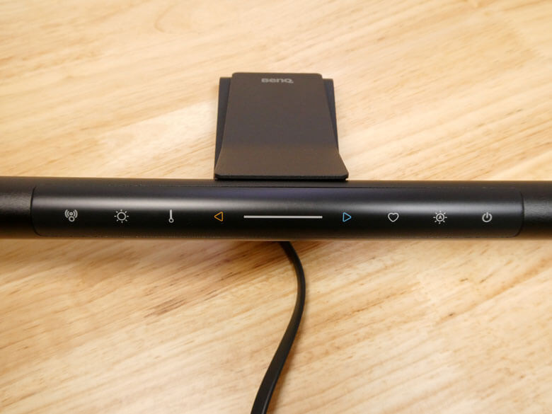 【PRレビュー】BenQ ScreenBar Pro モニターライト