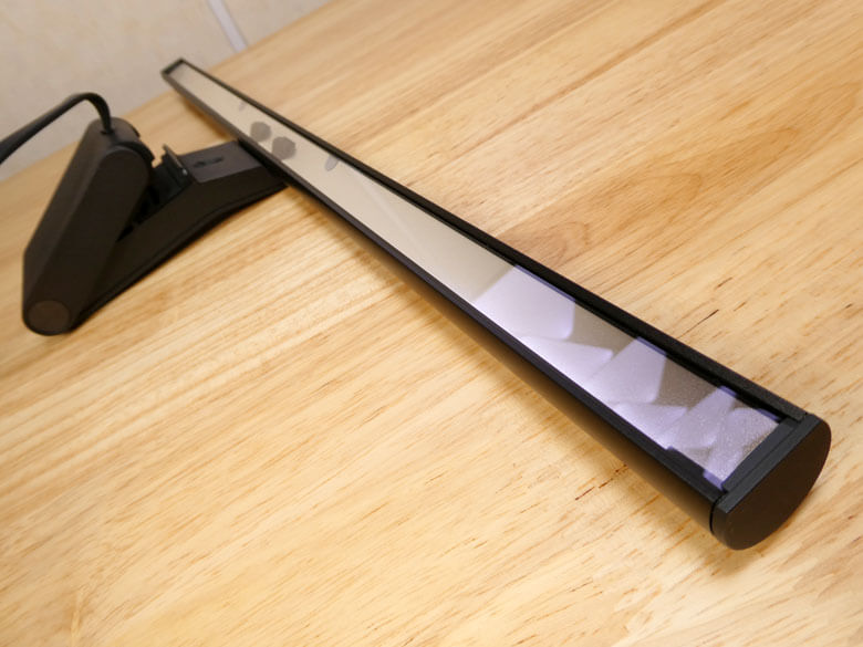 【PRレビュー】BenQ ScreenBar Pro モニターライト