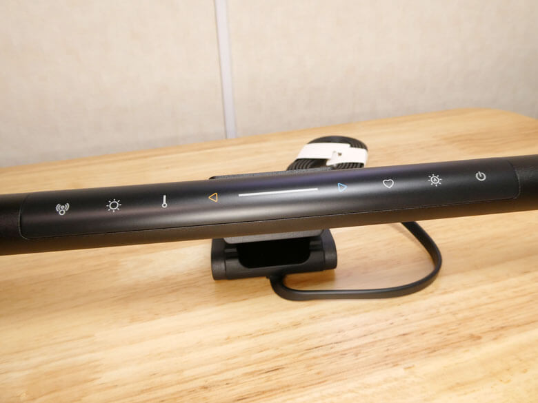 【PRレビュー】BenQ ScreenBar Pro モニターライト