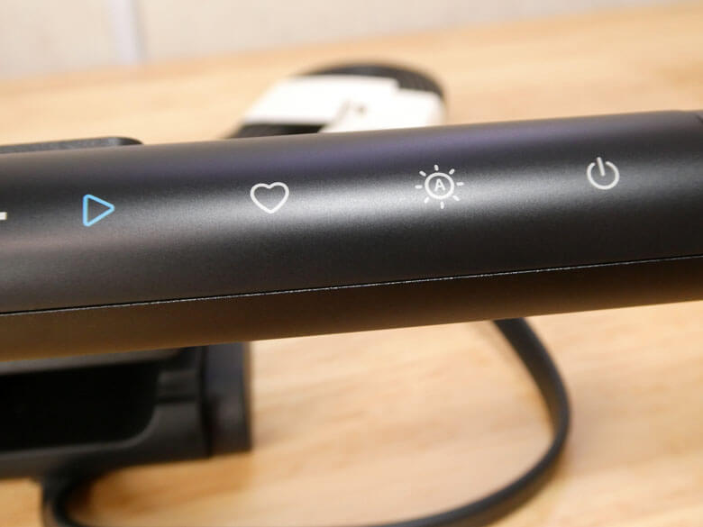 【PRレビュー】BenQ ScreenBar Pro モニターライト