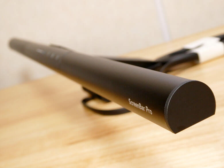 【PRレビュー】BenQ ScreenBar Pro モニターライト