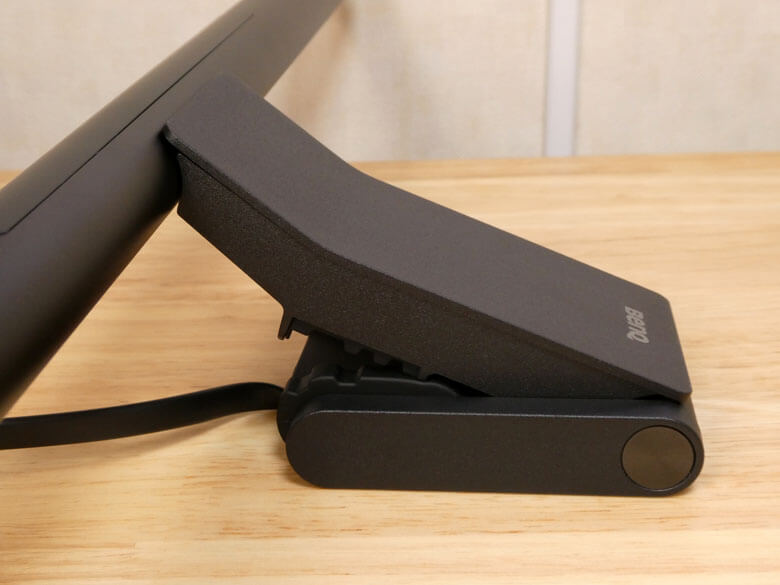 【PRレビュー】BenQ ScreenBar Pro モニターライト