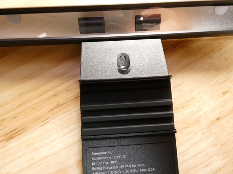 【PRレビュー】BenQ ScreenBar Pro モニターライト