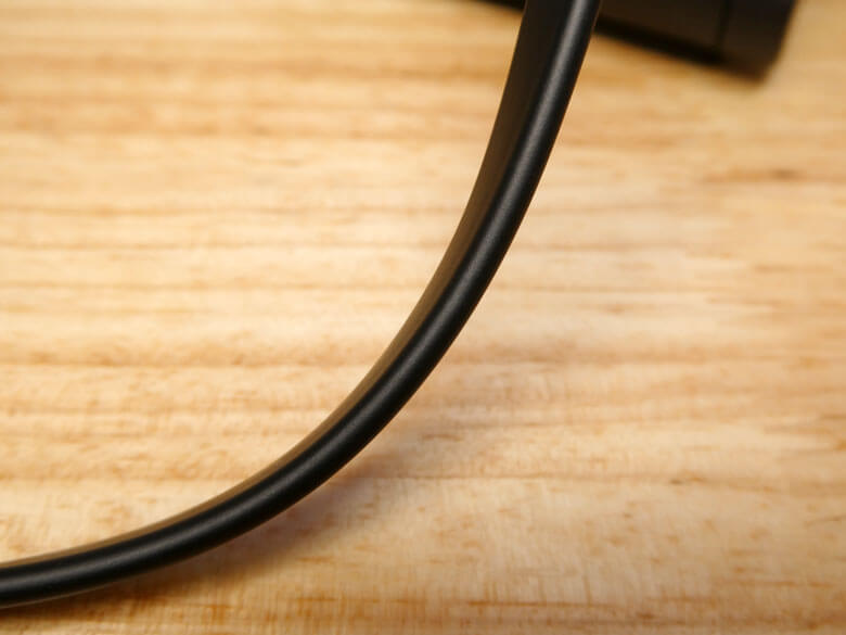 【PRレビュー】BenQ ScreenBar Pro モニターライト