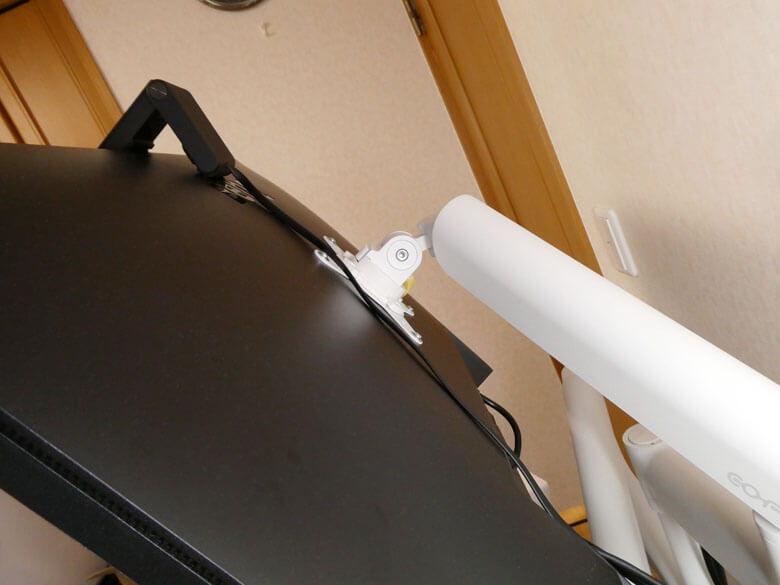 【PRレビュー】BenQ ScreenBar Pro モニターライト