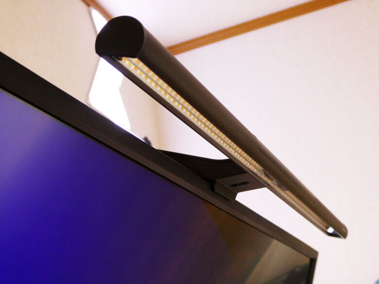 【PRレビュー】BenQ ScreenBar Pro モニターライト