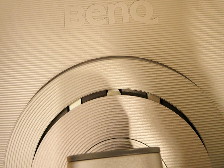 【PRレビュー】BenQ RD280U｜28.2インチ 4K+ プログラミングモニター